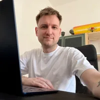 Porträt von Marek Andrášik